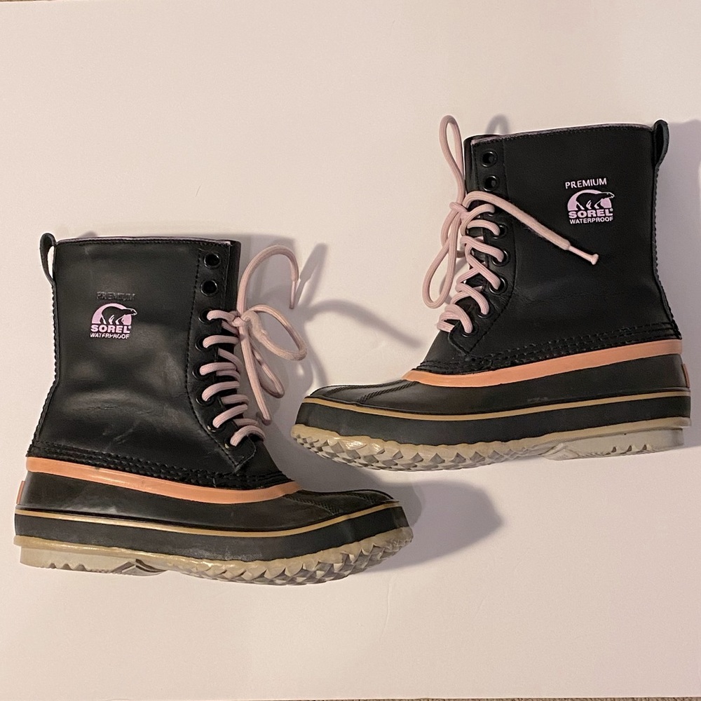 Sorel 1964 premium waterproof pink and black winter boots NL1330-010